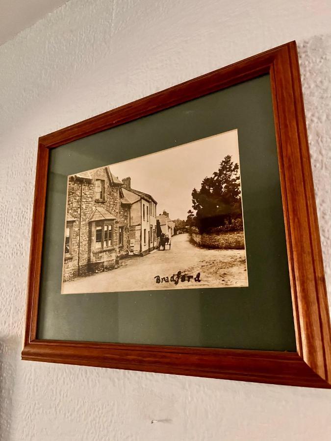 The Snuggery Cottage 汤顿 外观 照片
